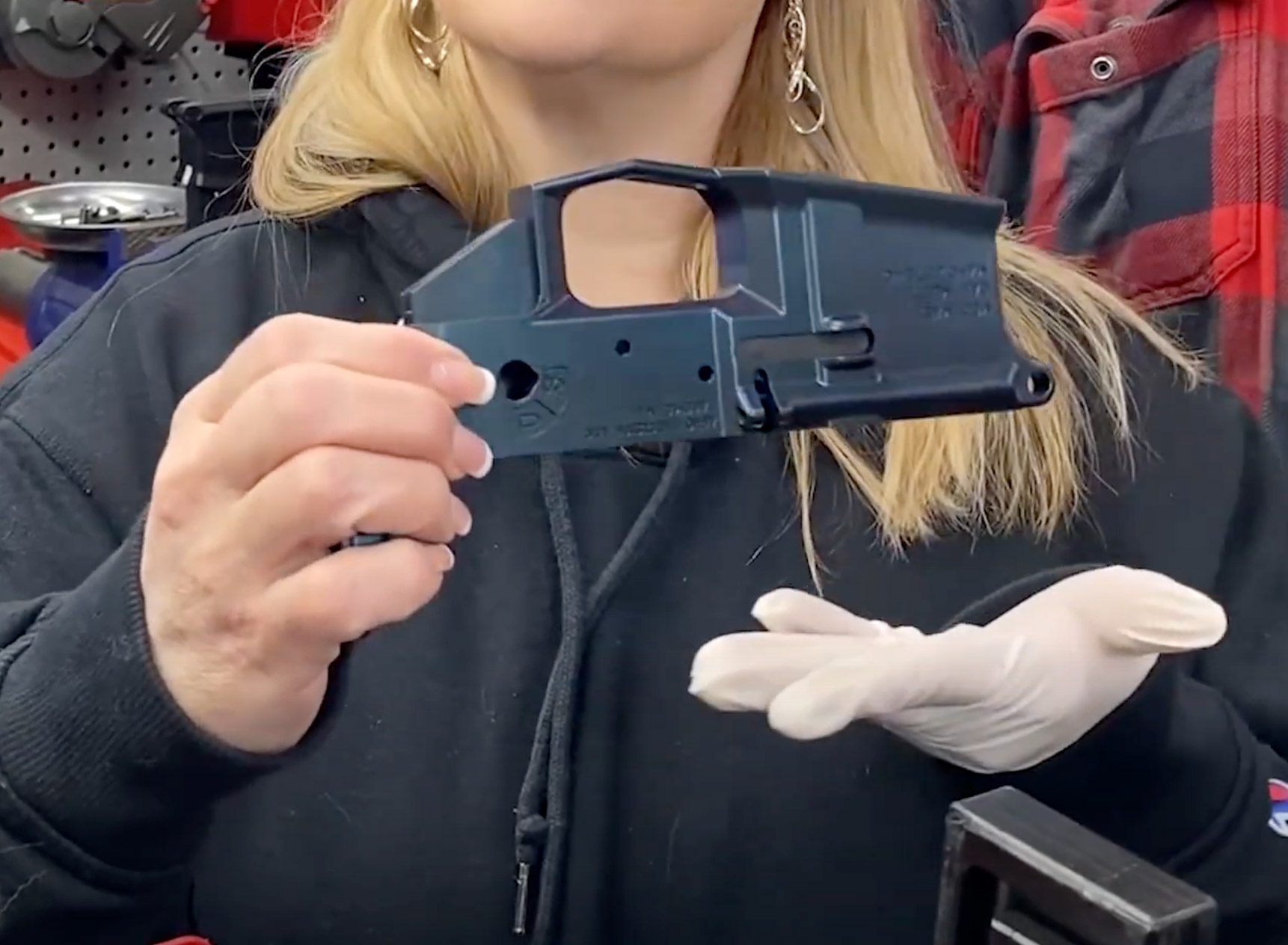 ar lower build woman